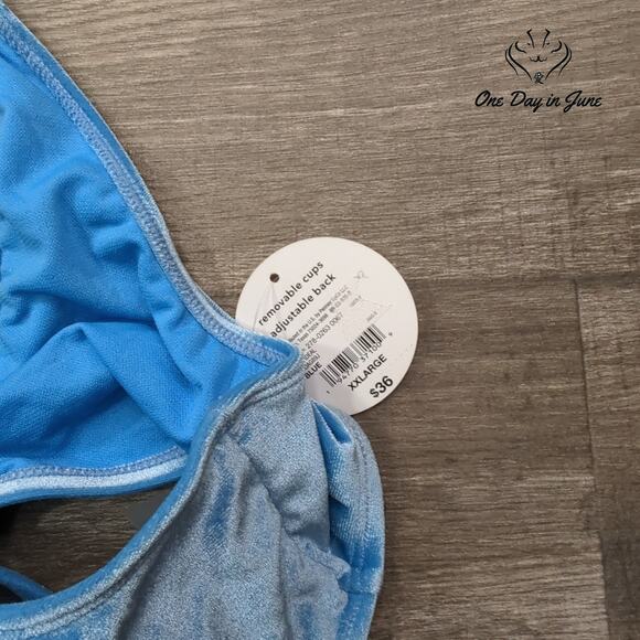 Decree Crop Velour Bikini Top Size XXL - Picture 2 of 3